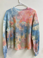 Load image into Gallery viewer, MEDIUM Long-Sleeve Loose Cropped Waffle Shirt/Hand Dyed/Ice Dyed