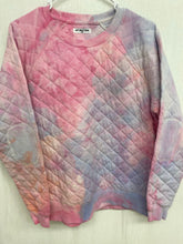 Load image into Gallery viewer, LARGE Quilted Pullover