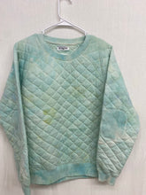 Load image into Gallery viewer, LARGE Quilted Pullover